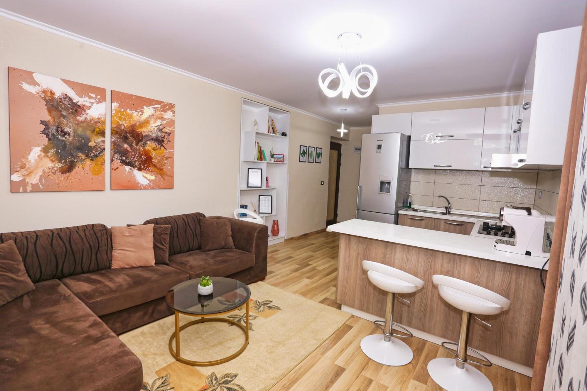 R&B City Center Apartment ティラナ エクステリア 写真