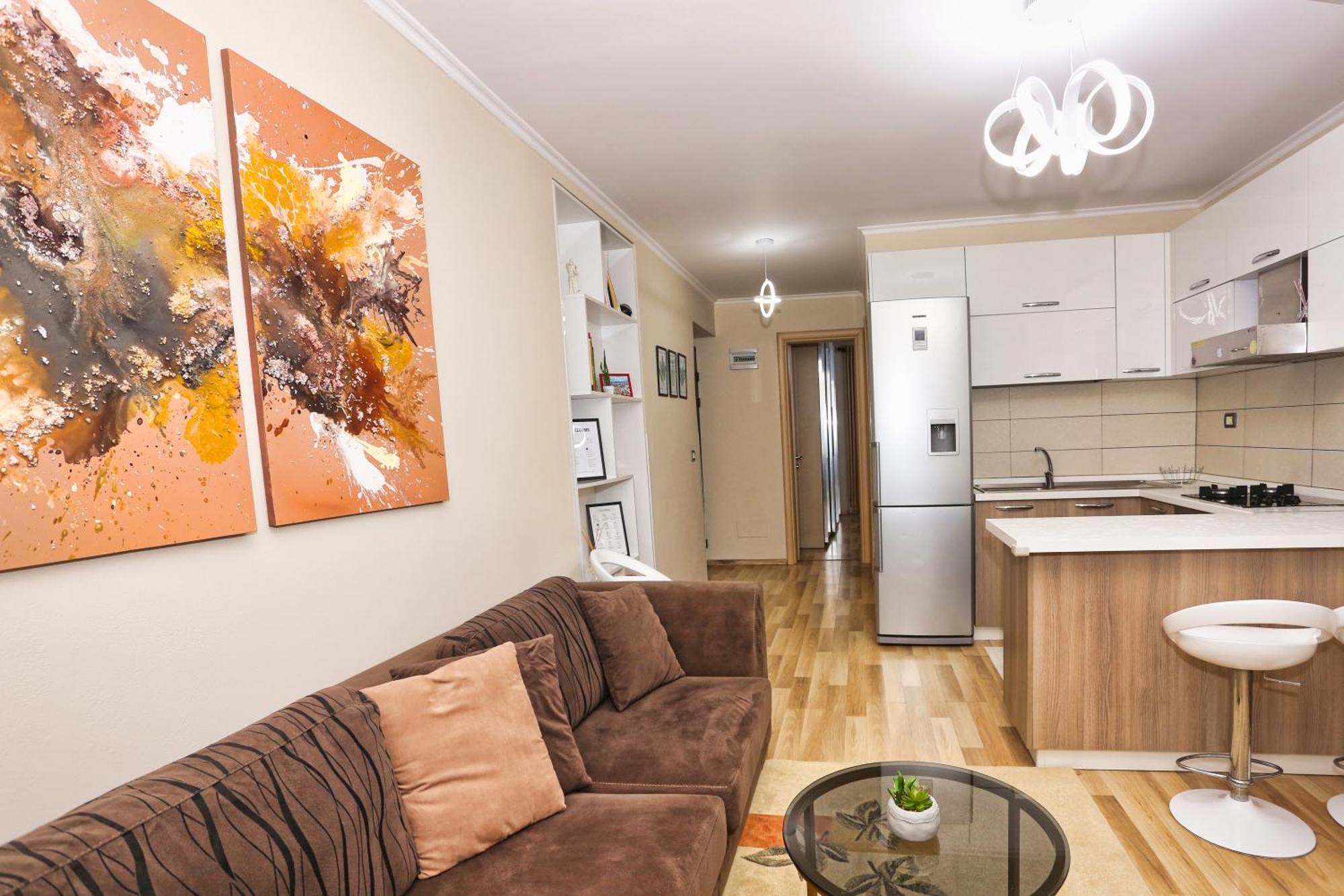 R&B City Center Apartment ティラナ エクステリア 写真