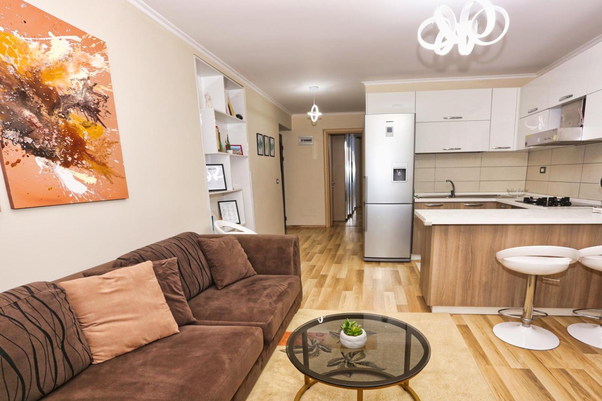 R&B City Center Apartment ティラナ エクステリア 写真